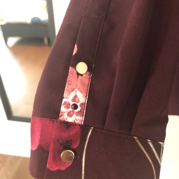 Le Chateau floral blouse - Picture 3 of 5